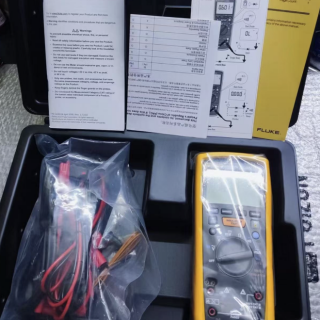 Fluke 1587 FC Insulation Multimeter